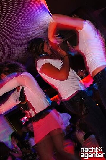 Im Crown's Club hieß es: "Misery - Roc the Bull mit DJ Camilo". www.nachtagenten.de