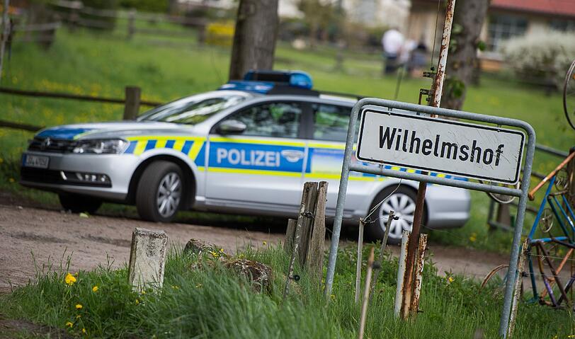 Einsatzkräfte suchen fieberhaft nach der Fünfjährigen, die seit Samstag als vermisst gilt.