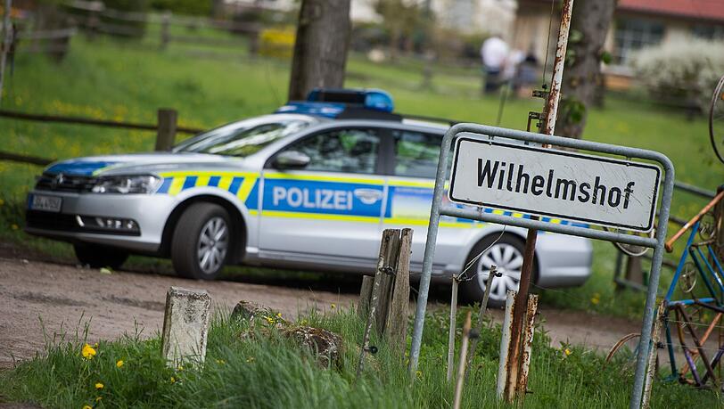 Einsatzkräfte suchen fieberhaft nach der Fünfjährigen, die seit Samstag als vermisst gilt.