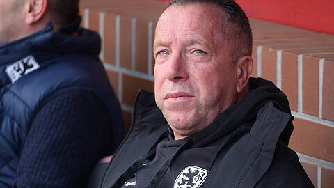 Braucht mit seinen L&ouml;wen ein ordentliches Ergebnis gegen Jahn Regensburg: Markus Kauczinski.