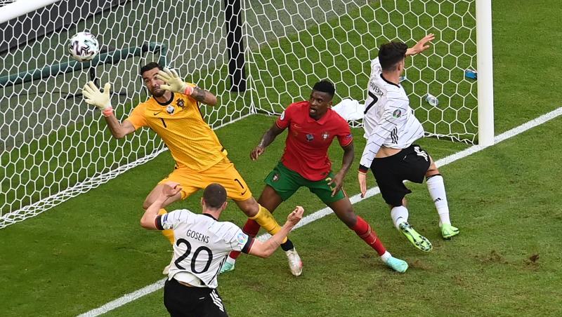 Deutschlands Robin Gosens erzielt das 1:4. Deutschlands Robin Gosens erzielt das 1:4.