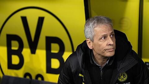 Um die Zukunft von Dortmunds Trainer Lucien Favre gibt es erneut Diskussionen.