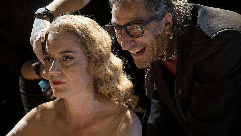 Dorothea Arnold als gebeutelte Schauspielerin und Richard Putzinger als übergriffiger Regisseur in "Opening Night".