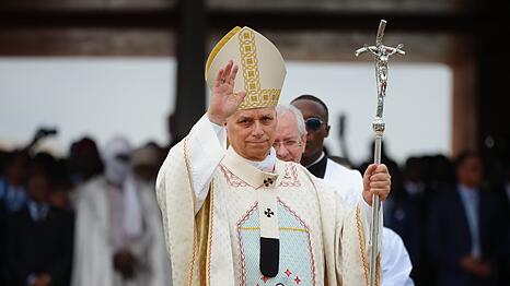 Leo XIV. bem&uuml;ht sich um Klarstellung nach Wortgefecht mit Trump.