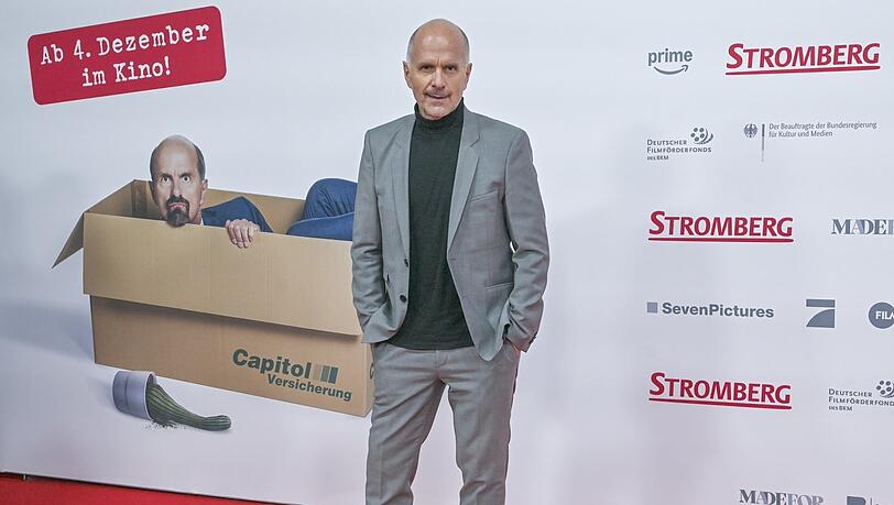 Christoph Maria Herbst betont: "Ich bin ganz anders als Stromberg!" - hier vor dem Zoo-Palast in Berlin.