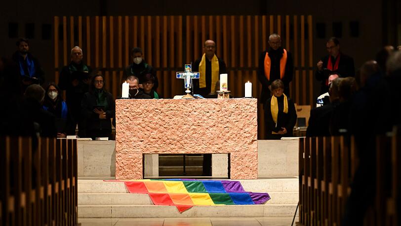 Die katholische Kirche und die Regenbogenflagge - keine unkomplizierte Beziehung. (Archivfoto)