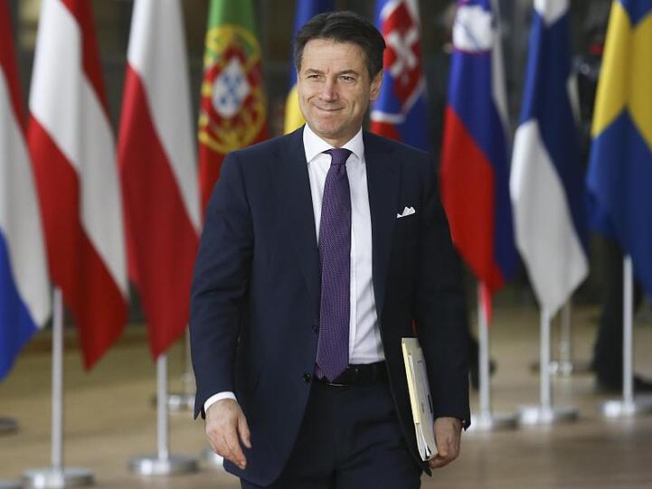 Will mit einem Vorschlag an die EU-Kommission ein Defizitverfahren gegen sein Land abwenden: Italiens Regierungschef Giuseppe Conte.