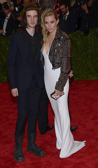 Tom Sturridge und Sienna Miller