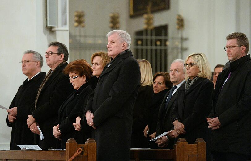 Bilder vom ökomenischen Gottesdienst für die Helfer von Bad Aibling.
