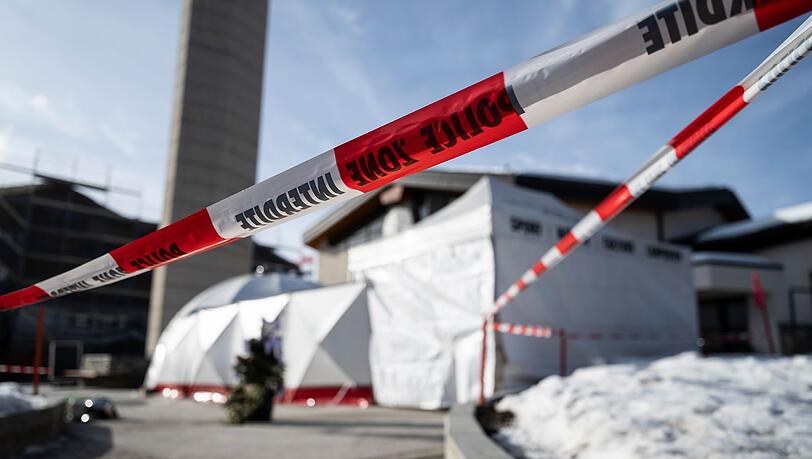 Soll schnell wieder aufgebaut werden: Die Gedenksttte in Crans-Montana.