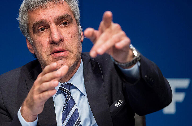 Hat dieser Tage im Prinzip nicht viel zu lachen: FIFA-Mediendirektor Walter de Gregorio.