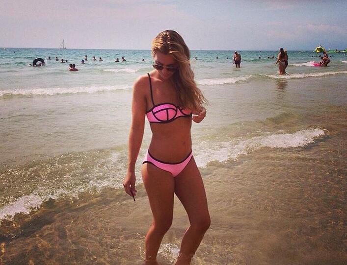 Arsenal London: Isabel Ramos am Strand