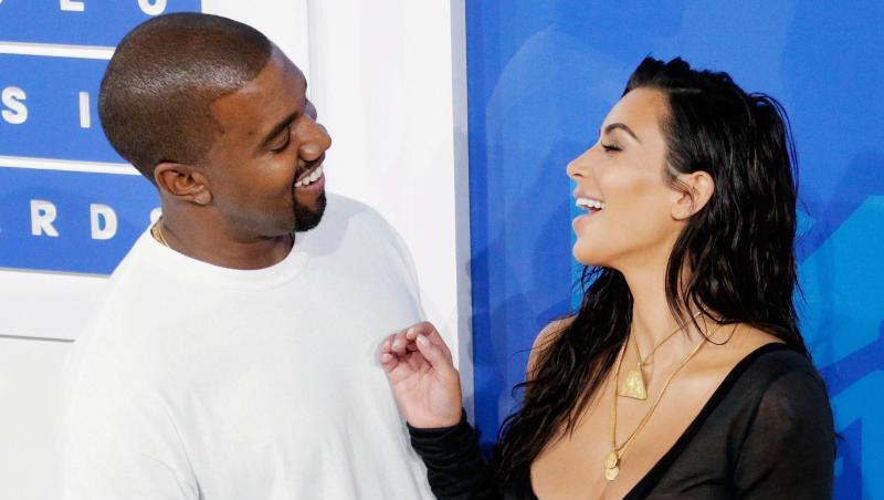 Reality-Star Kim Kardashian und Rapper Kanye West bei den MTV Video Music Awards (VMA) 2016. Reality-Star Kim Kardashian und Rapper Kanye West bei den MTV Video Music Awards (VMA) 2016.