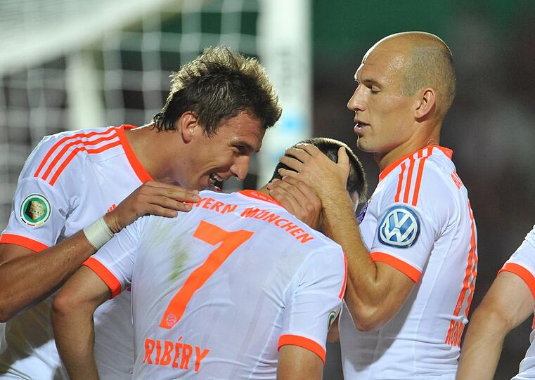 Die Bayern beim Pokal-Spiel gegen Regensburg