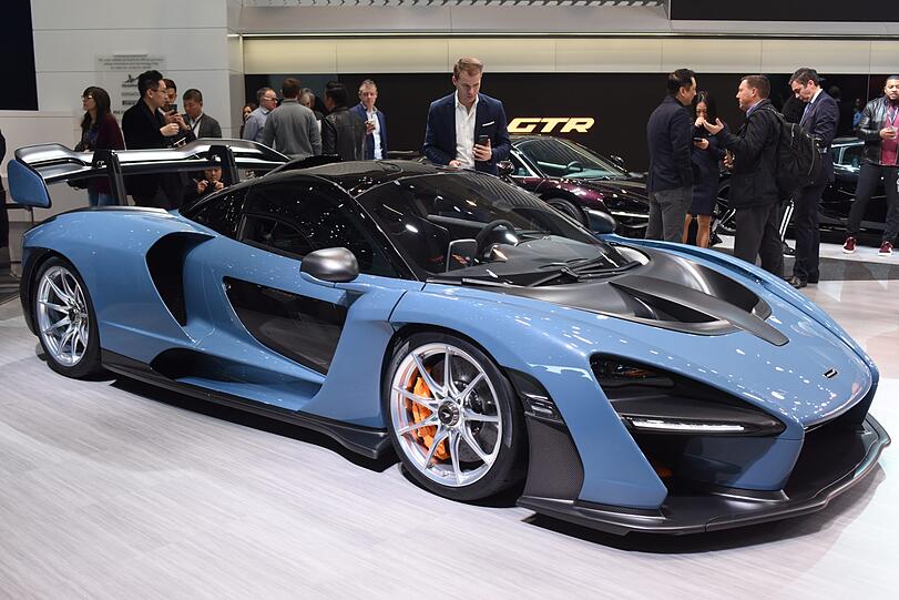 Laut, schnell und wahnsinnig teuer - die Highlights vom Genfer Autosalon. Klicken Sie sich durch!