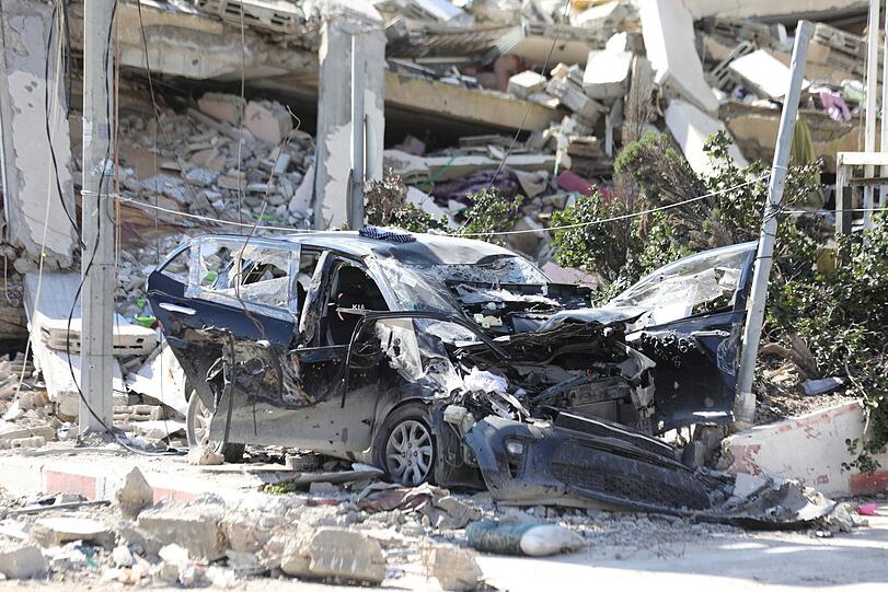 Tod in Gaza: Der Wagen, in dem Hind Rajab eingeschlossen und beschossen wurde, nach der Bergung 12 Tage sp&auml;ter.