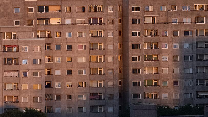 Linke, Gr&uuml;ne und SPD wollen zehntausende Wohnungen in Berlin vergesellschaften. (Archivbild)