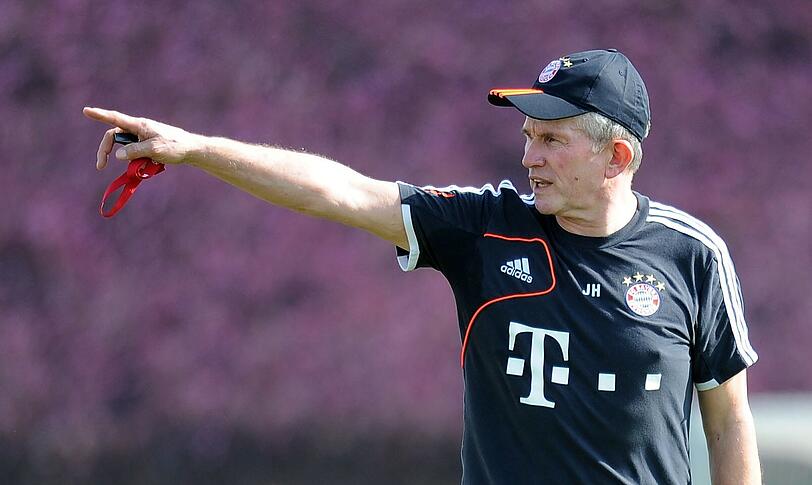 JUPP HEYNCKES: Der Trainer hielt gleich am Tag nach der Landung die emotionalste und nachhaltigste Ansprache des Trainingslagers &ndash; erst vor der Presse, dann vor der Mannschaft. Mit taktischem Hintergrund: öffentlich lobpreisen (&bdquo;die modernste, zeitgemäßeste Mannschaft aller Zeiten"), intern anstacheln. Im Laufe der Woche sprachen sich mehr und mehr Spieler für ihn aus. Seine Position ist gestärkt &ndash; ob er bleibt oder nicht. Ergebnisse, Auftreten und Perspektive des Teams stimmen. Die Rückrunde kann kommen.