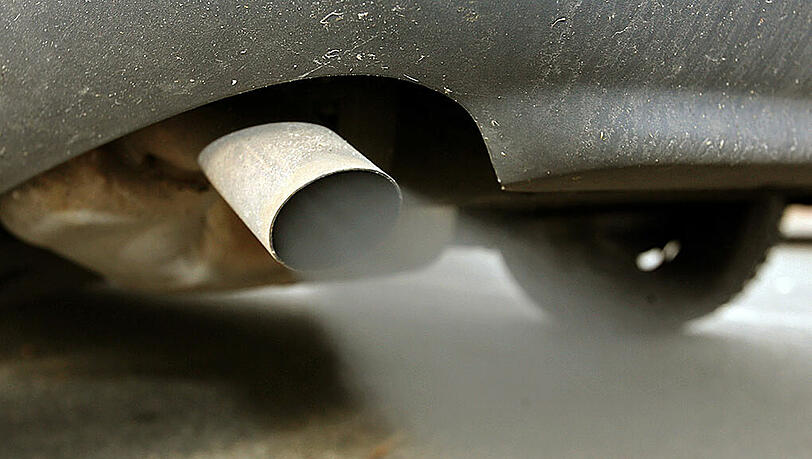 Für dieselbetriebene Autos könnte die Einfahrt in größere Städte Deutschlands in Zukunft schwierig werden. Berlin, München, Bremen und Stuttgart überlegen, Diesel-Fahrzeuge per Aufkleber aus der Stadt zu verbannen. Für dieselbetriebene Autos könnte die Einfahrt in größere Städte Deutschlands in Zukunft schwierig werden. Berlin, München, Bremen und Stuttgart überlegen, Diesel-Fahrzeuge per Aufkleber aus der Stadt zu verbannen.