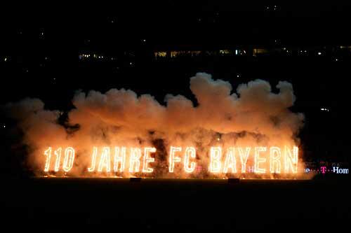 Das Feuerwerk zur Geburtstags-Party