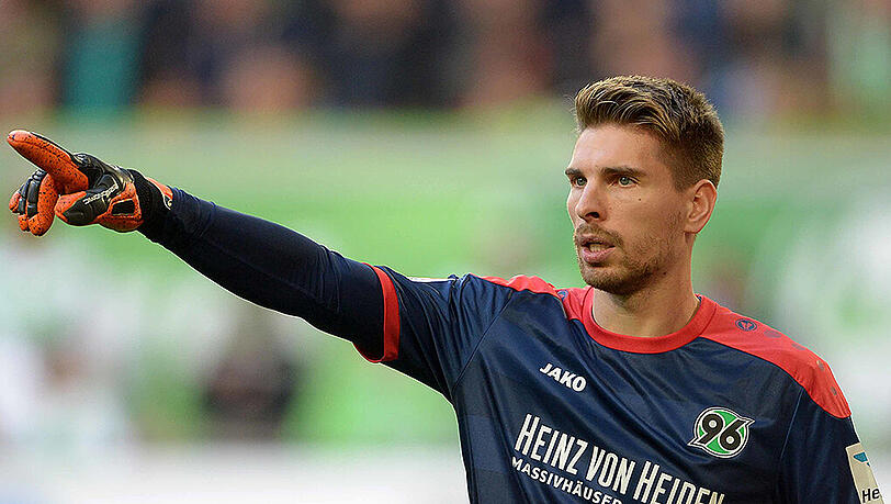 Ron-Robert Zieler wurde von Bundestrainer Joachim Löw nicht für die EM-Endrunde in Frankreich berücksichtigt. Ron-Robert Zieler wurde von Bundestrainer Joachim Löw nicht für die EM-Endrunde in Frankreich berücksichtigt.