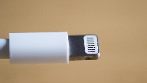 Das Ladekabel eines iPhones.