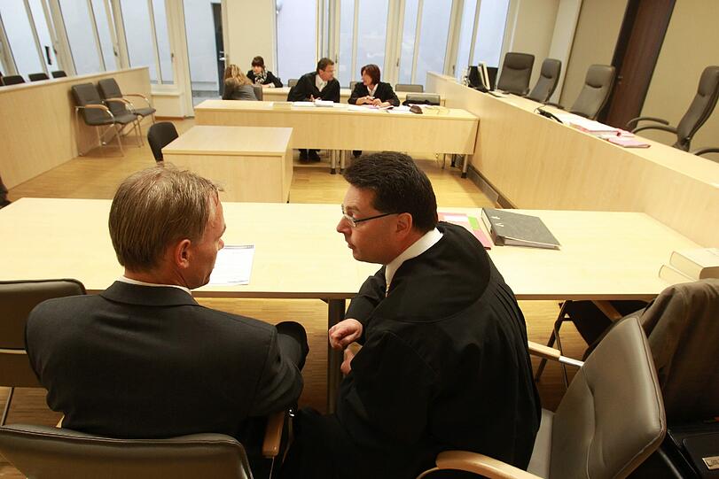 Ungeheuerlicher Fall: Der Zahnarzt aus Gera hat 2013 für Schlagzeilen gesorgt, weil er über Jahre Mitarbeiterinnen beim Umziehen und Duschen heimlich gefilmt hatte.