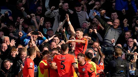 Brighton bejubelte einen Sieg beim FC Chelsea.