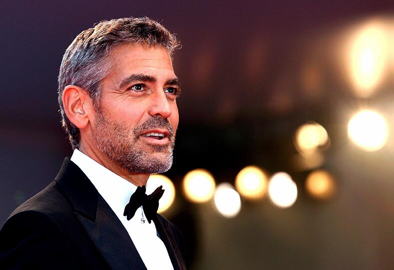 George Clooney: Schaupieler, Verführer, guter Kumpel. Auch mit vielen Frauen sei er befreundet - ganz ohne Romantik.