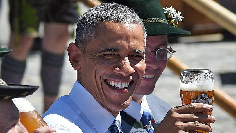 Obama mit Weißbier, 2015. Obama mit Weißbier, 2015.
