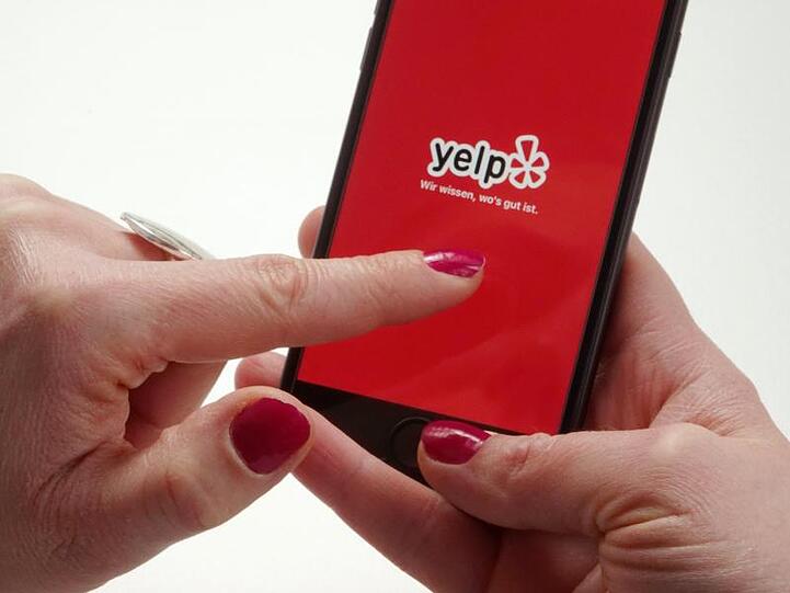 Auf Yelp können Nutzer vieles bewerten, zum Beispiel Restaurants, Dienstleister oder Geschäfte.