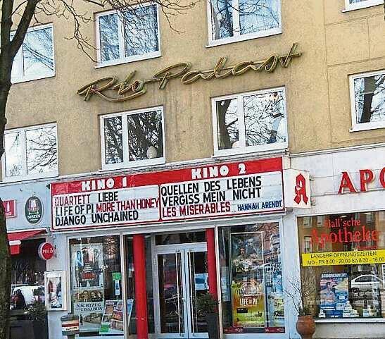 Zwischen Apotheke und Sparkasse direkt am Platz: das Rio.