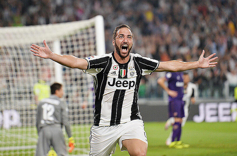 Platz 2: Gonzalo Higuain - vom SSC Neapel zu Juventus Turin für 90 Mio. Euro.