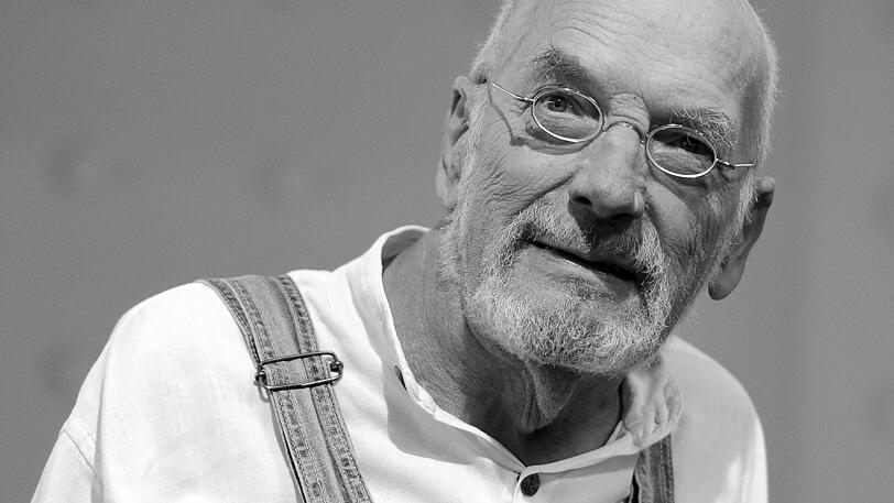 Millionen Kinder wuchsen mit "Löwenzahn" auf. Moderator Peter Lustig wurde 78 Jahre alt, er verstarb am 23. Februar.