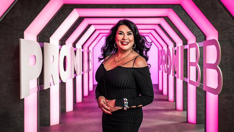 Iris Klein sorgt für die Trash-TV-Sensation des Jahres: Sie ist bei "Promi Big Brother" 2023 dabei. Iris Klein sorgt für die Trash-TV-Sensation des Jahres: Sie ist bei "Promi Big Brother" 2023 dabei.