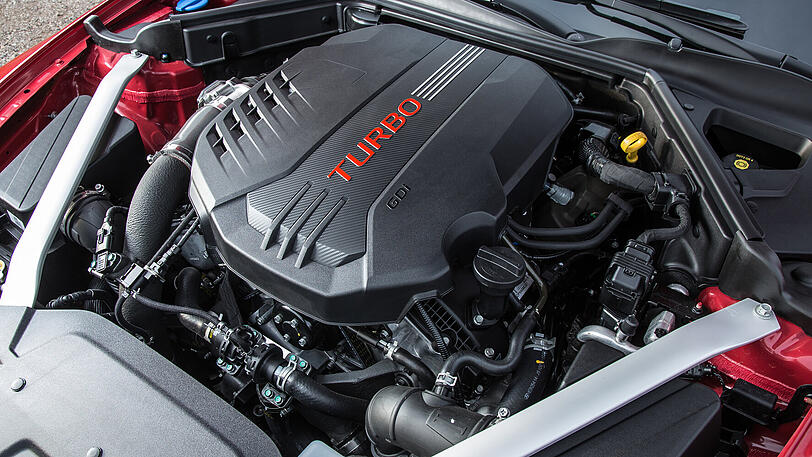 Das Kraftpaket: Im Top-Modell Stinger 3.3 T-GDI AWD GT leistet ein V6-Turbobenziner mit 370 PS seinen Dienst.
