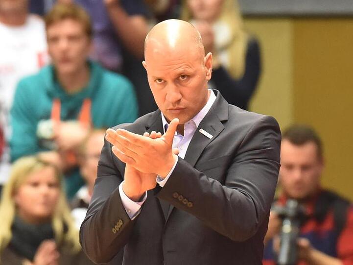 Mit s.Oliver Würzburt will Trainer Denis Wucherer das Finale im Europe Cup gewinnen. Foto (Archiv): Huebner/dpa