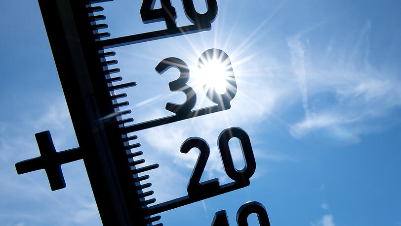 Die Hitzewelle in Bayern treibt die Temperaturen in Richtung 40 Grad. Die Hitzewelle in Bayern treibt die Temperaturen in Richtung 40 Grad.