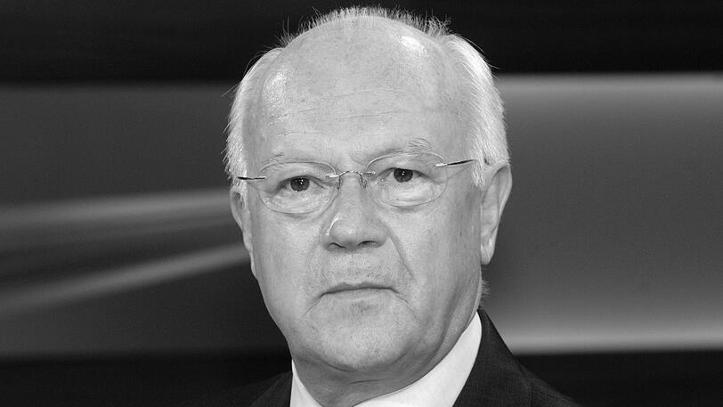 Der ehemalige Münchner-KVR-Chef Hans-Peter UHl starb im Alter von 75.