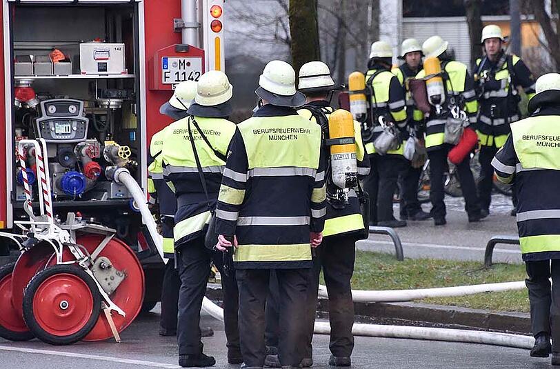 Weitere Bilder vom Feuerwehreinsatz in der Balanstraße.