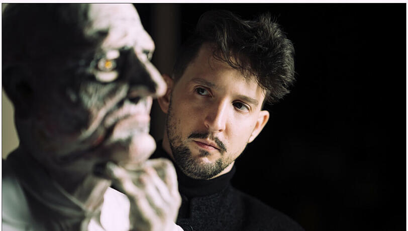Der Puppenspieler Nikolaus Habjan.