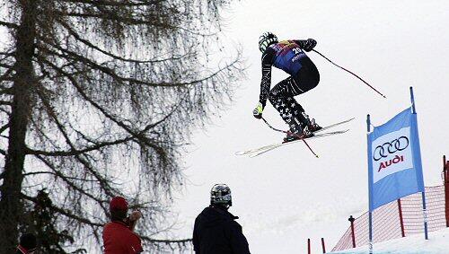 Die gefürchteste Abfahrt der Welt - die Streif: Hier versucht sich der Amerikaner Bode Miller. Die gefürchteste Abfahrt der Welt - die Streif: Hier versucht sich der Amerikaner Bode Miller.