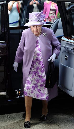 Queen Elizabeth II. wird am 21. April 92 Jahre alt und ist bekannt für ihren bunten Look.