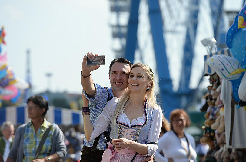 Sehen Sie hier weitere Impressionen vom mittleren Samstag auf dem Oktoberfest 2016.
