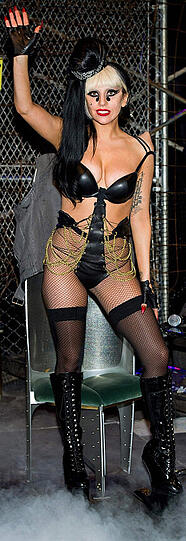 ...blieb Skandalnudel Lady Gaga ihrem Image treu: