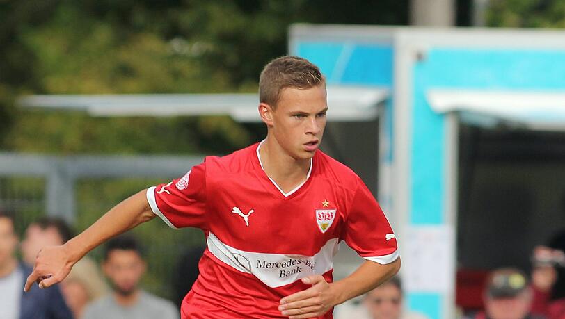 Joshua Kimmich wechselte 2013 vom VfB Stuttgart zu RB Leipzig. Joshua Kimmich wechselte 2013 vom VfB Stuttgart zu RB Leipzig.