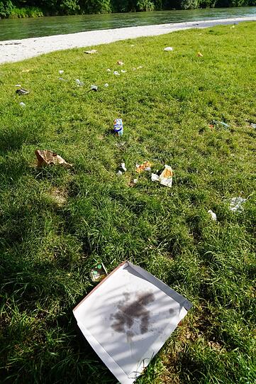 Die Pizza ist weg, nicht der Karton.