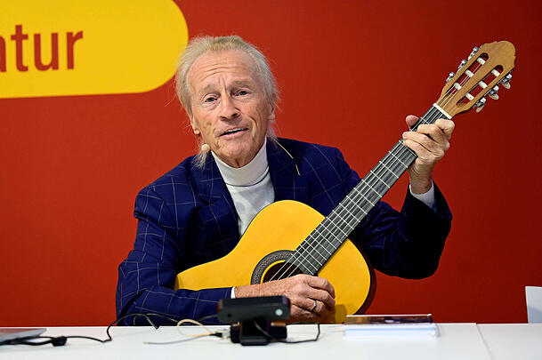 Mit "Es fährt ein Zug nach Nirgendwo" wurde Christian Anders in den 70er-Jahren zum Schlagerstar. Mit "Es fährt ein Zug nach Nirgendwo" wurde Christian Anders in den 70er-Jahren zum Schlagerstar.