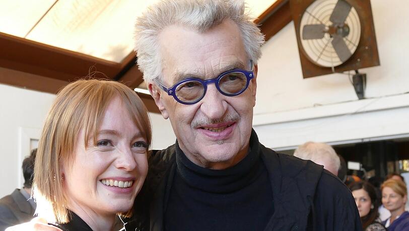Regisseur Wim Wenders und Schauspielerin Leonie Benesch beim Empfang von German Films im Restaurant Eveleigh in West Hollywood. Regisseur Wim Wenders und Schauspielerin Leonie Benesch beim Empfang von German Films im Restaurant Eveleigh in West Hollywood.