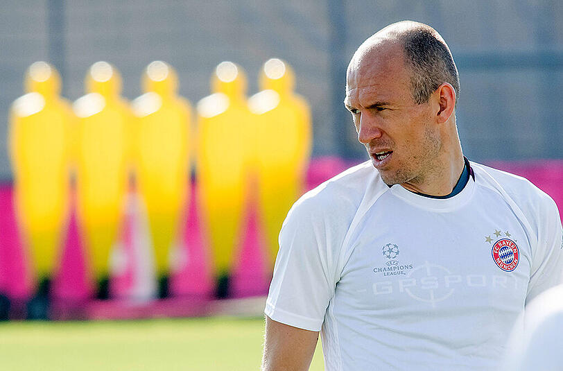 Wegen Rippenprellung in München geblieben: Wieder kann Arjen Robben der niederländischen Nationalmannschaft nicht helfen.